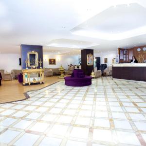 отель Grand Ant Hotel