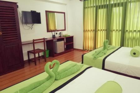 Отель Serenade Beach в Хиккадува - Шри-Ланка