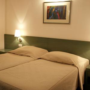 отель Dalmacija Sunny Hotel by Valamar