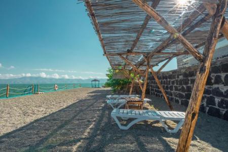 Отель Tsovasar Family Rest Complex в Севан - Армения