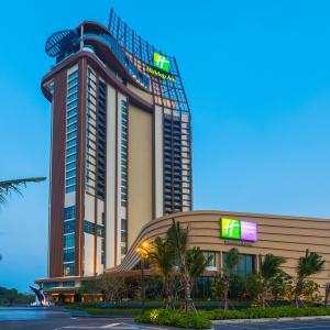 отель Holiday Inn Resort Vana Nava Hua Hin