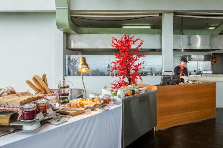 Отель Klapa Resort в Пекату - Индонезия