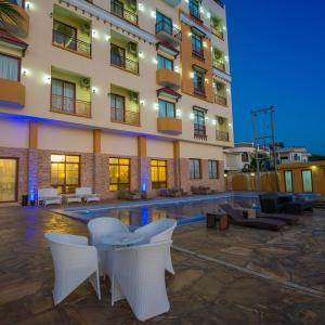 отель Golden Tulip Zanzibar Resort