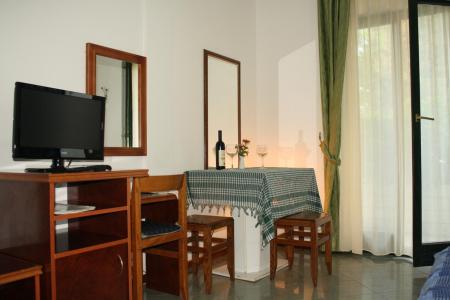 Отель Danica в Петровац - Черногория