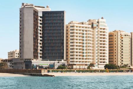 Отель Wyndham Garden Ajman Corniche в Аджман - ОАЭ