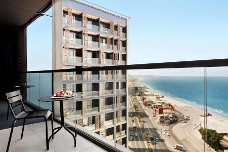 Отель Wyndham Garden Ajman Corniche в Аджман - ОАЭ