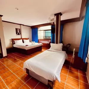 отель Centre Point Patong