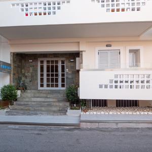 отель Aristo Apartments