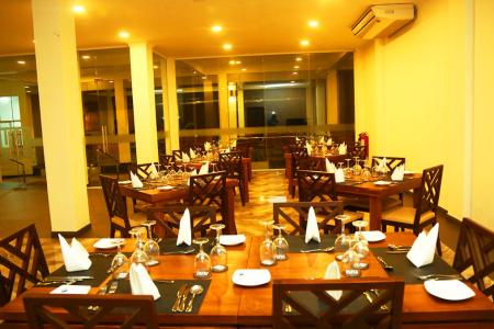 Отель Twenty-Two Weligambay в Велигама - Шри-Ланка