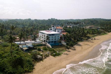 Отель Twenty-Two Weligambay в Велигама - Шри-Ланка