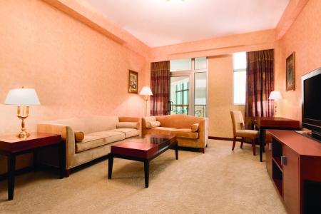 Ramada Plaza by Wyndham Gence