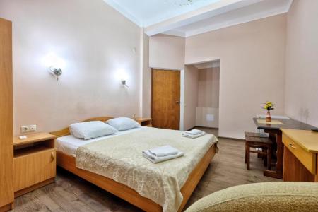 Отель Империя (Карла Маркса) в Адлер - Россия