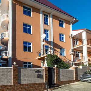 отель Возрождение