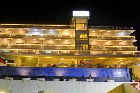 Отель SPARV Aulakhs Resort  в Мандрем - Индия