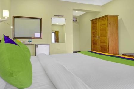 Отель SPARV Aulakhs Resort  в Мандрем - Индия