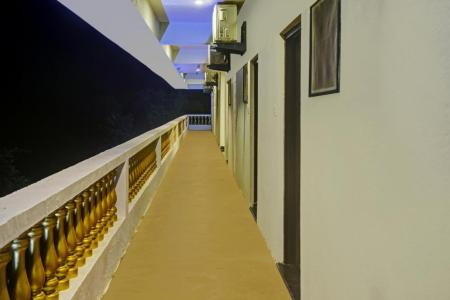 Отель SPARV Aulakhs Resort  в Мандрем - Индия