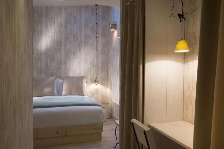 Отель Les Plumes в Париж - Франция