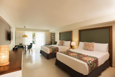 Emotions By Hodelpa Playa Dorada