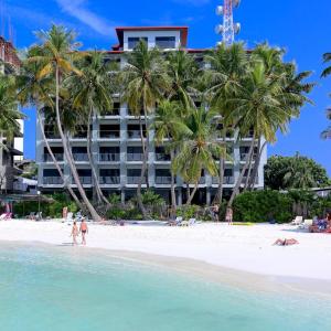 отель Kaani Grand Seaview