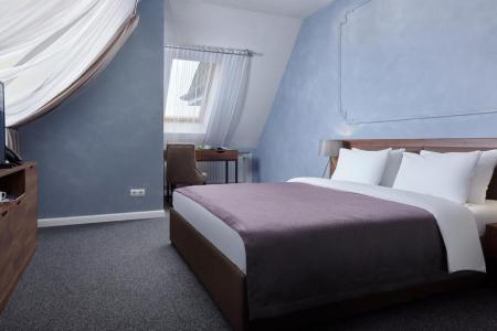 Отель Петр Отель в Евпатория - Россия