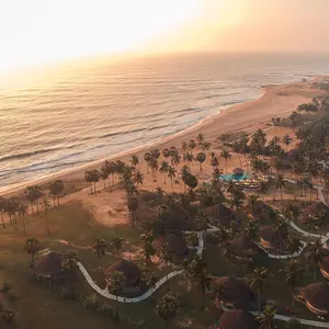 отель Jetwing Surf