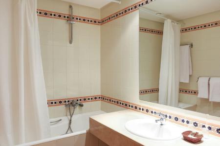 Отель Riadh Meninx Djerba в Джерба - Тунис