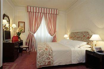 Отель De La Ville Hotel Florence в Флоренция - Италия