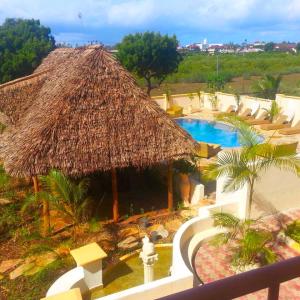 отель The Island Beach Getaway