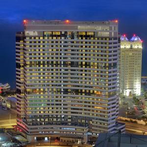 отель The Curve Hotel