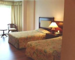 отель De Rhu Beach Resort