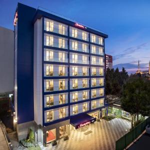 отель Hampton by Hilton Istanbul Atakoy