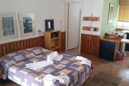 Periyiali Apartments