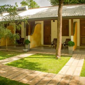 отель Alakamanda