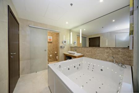 Отель Edge Seligerskaya Moscow в Москва - Россия