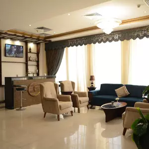 отель Glorious Hotel