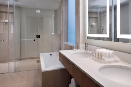 Отель Holiday Inn Dubai Festival City в Дубай - ОАЭ