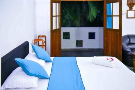 Отель Vibration в Хиккадува - Шри-Ланка