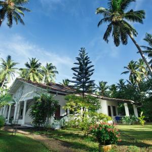 отель Sonri Villa