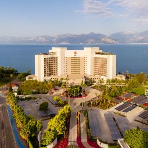 отель Akra Hotel