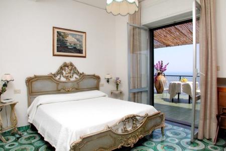 Отель Dei Cavalieri в Амальфи - Италия