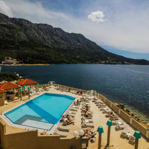 отель TUI BLUE Makarska