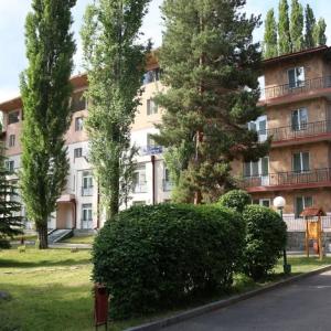 отель Park Resort Aghveran