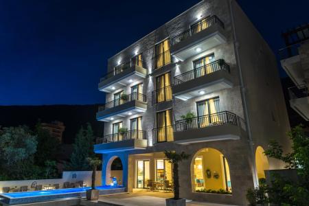 Отель Amfora в Петровац - Черногория