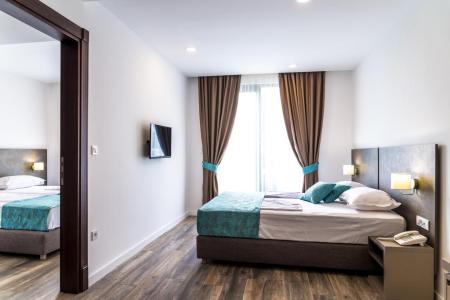 Отель Amfora в Петровац - Черногория