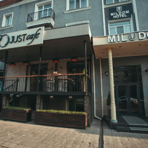отель Mildom Hotel