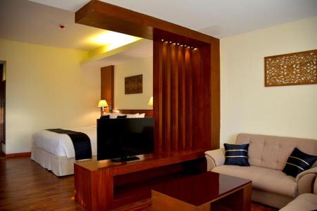 Eastern Palace Hotel