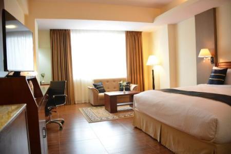 Eastern Palace Hotel