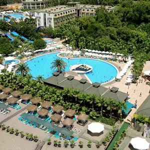 отель Botanik Hotel & Resort