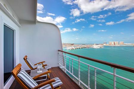 Отель Queen Elizabeth 2 в Бур Дубай - ОАЭ