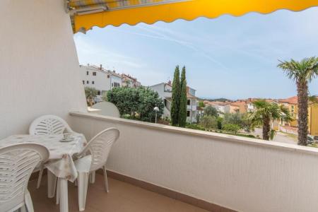 Apartments Evelyn Brostolade